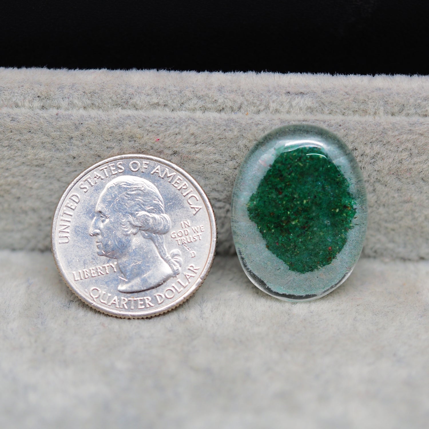Garden quartz drill fill cabochon 26x20mm oval deep emerald green mineral fill Pedra Gems
