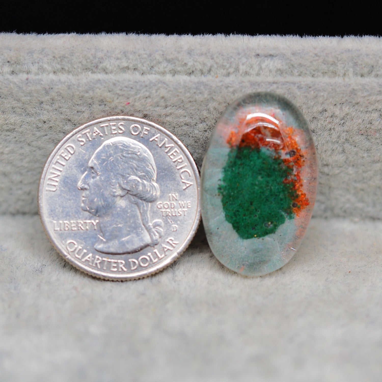 Garden quartz drill fill cabochon 27x27mm oval green orange mineral fill Pedra Gems