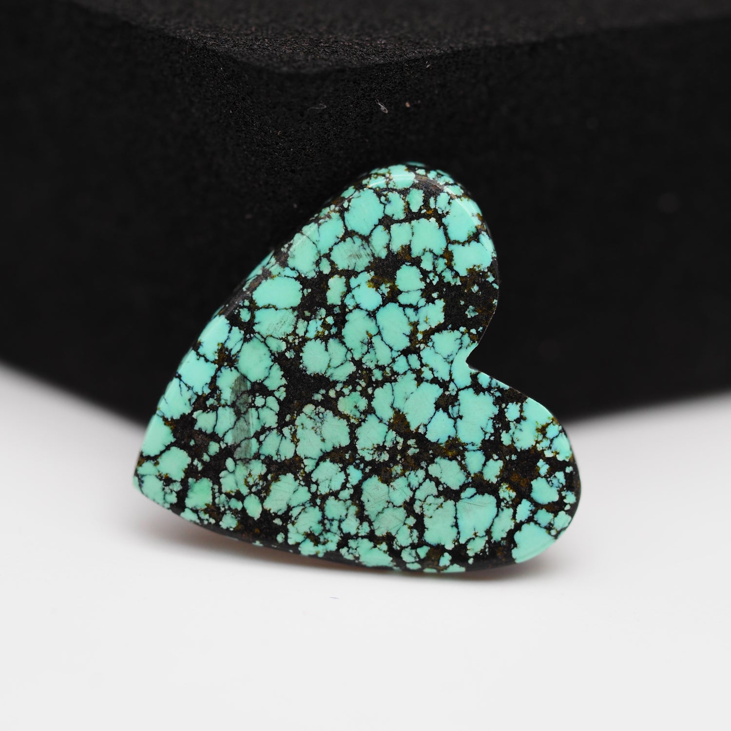 Natural Tibetan Turquoise Cabochon Gemstone Heart Shape 19x18x2 MM