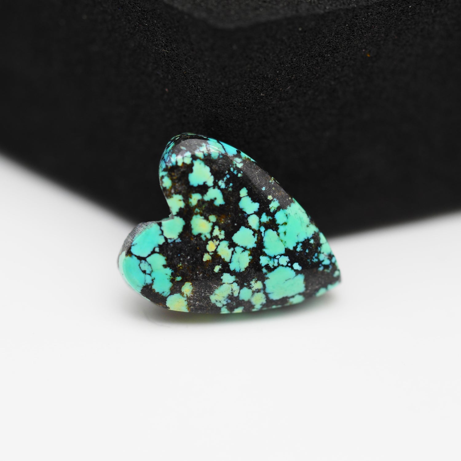 Natural Tibetan Turquoise Cabochon Gemstone Heart Shape 15x13x3 MM