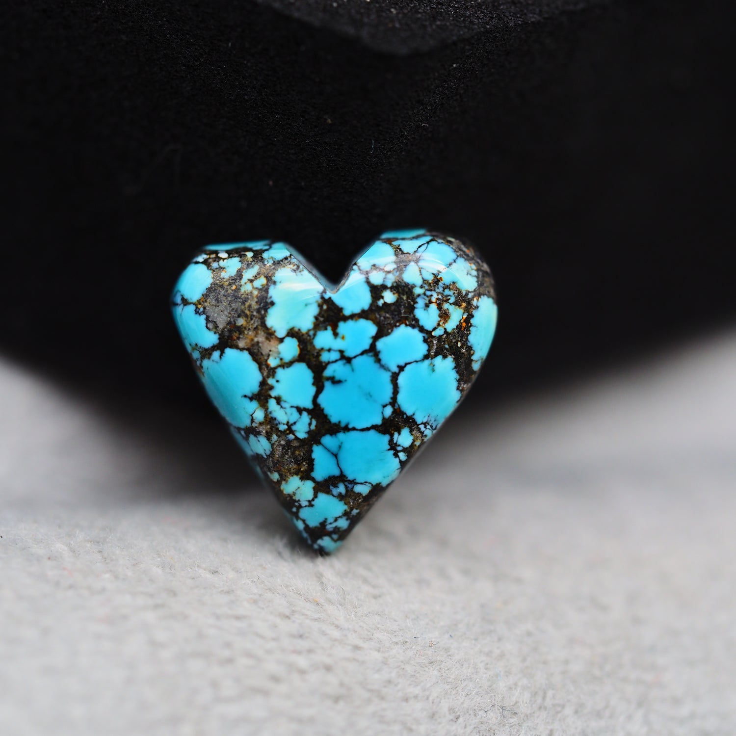 Natural Tibetan Turquoise Cabochon Gemstone Heart Shape 13x4 MM
