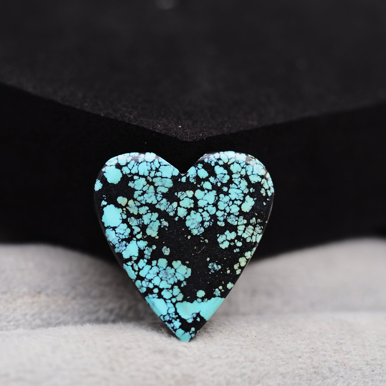 Natural Tibetan Turquoise Cabochon Gemstone Heart Shape 24x23x2 MM