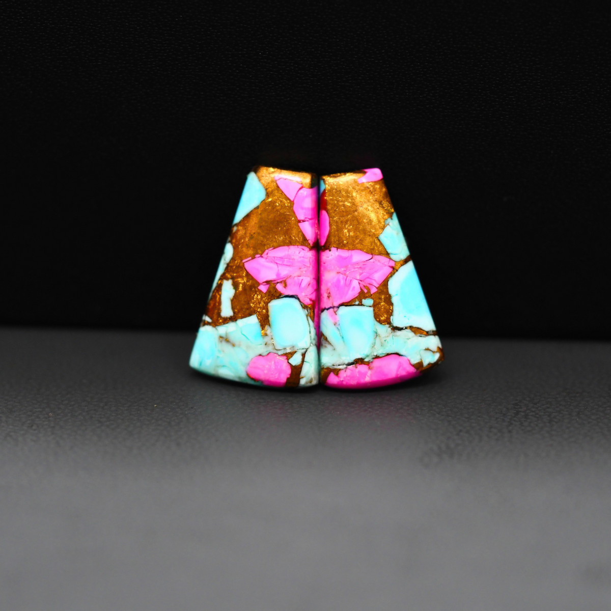 Cotton Candy Pair 20x11x3mm 14.5ct