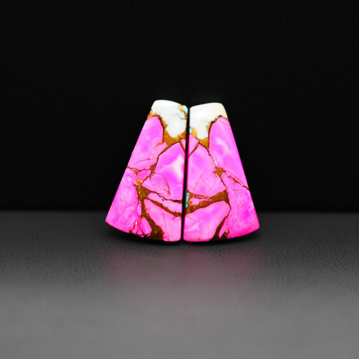 Cotton Candy Pair 21x12x3mm 14.5ct