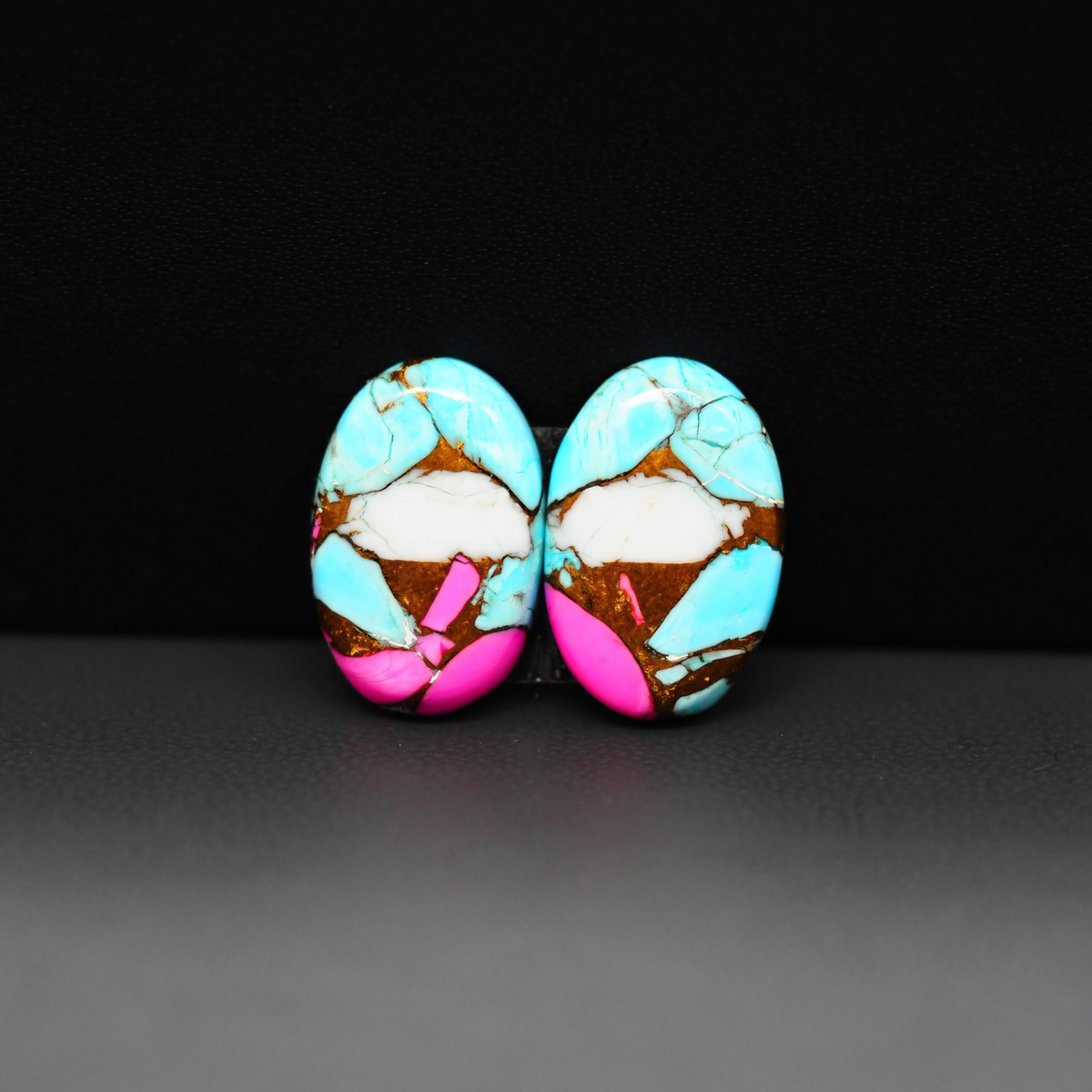 Cotton Candy Pair 17x11x3mm 13.5ct
