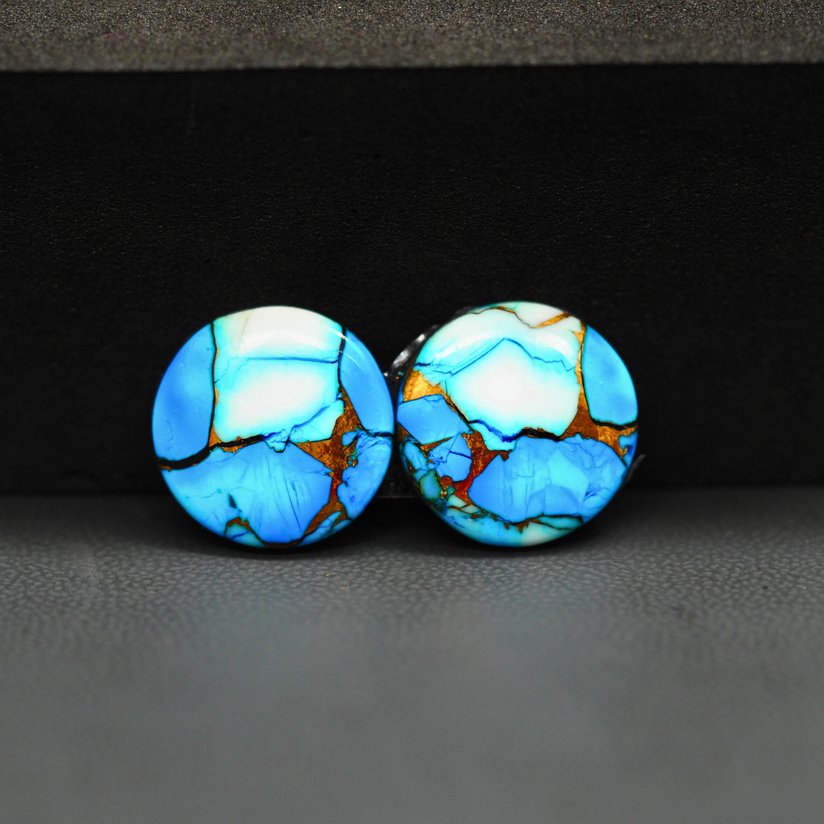 Kingman Ice Blue Dahlia Round Cabochon Pair 14x14x3mm 11ct - icy blue and white stone with copper veining - Pedra Gems