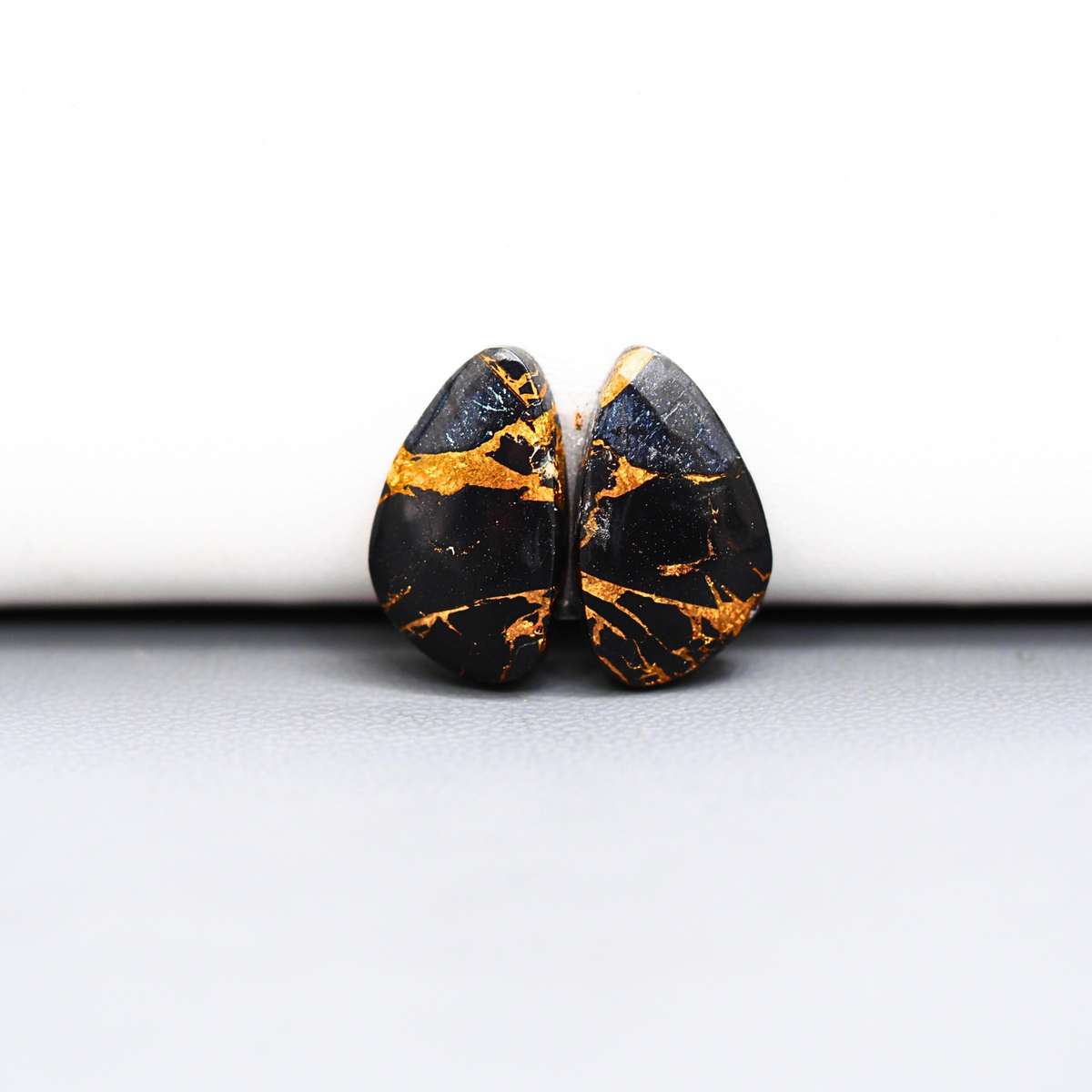 Kingman Black Buffalo Copper Composite Freeform Cabochon Pair 17x10x3mm 11ct - black stone with bright copper veins - Pedra Gems