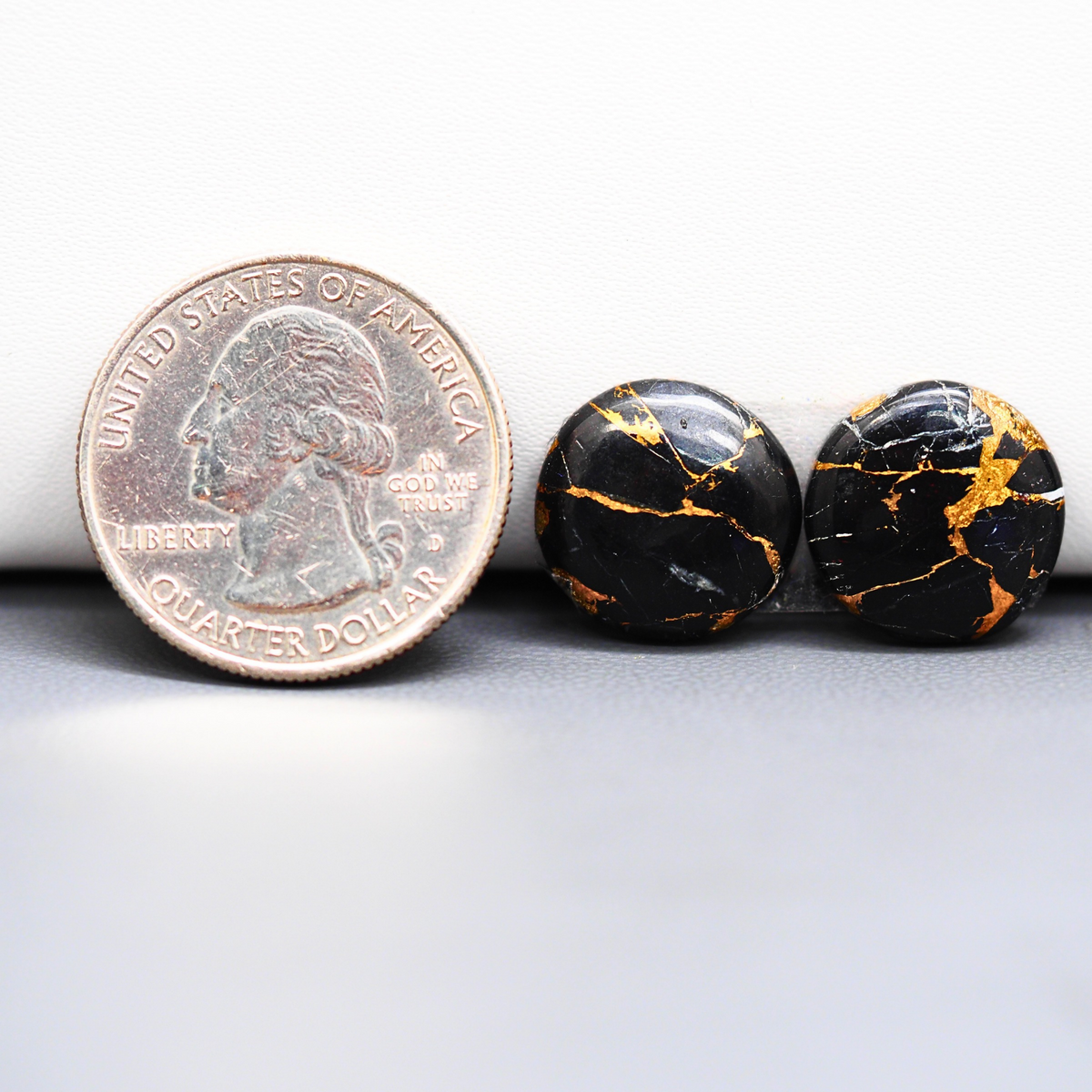 Kingman Black Buffalo Copper Composite Round Cabochon Pair 15x15x3mm 11.5ct - black stone with bright copper veins - Pedra Gems