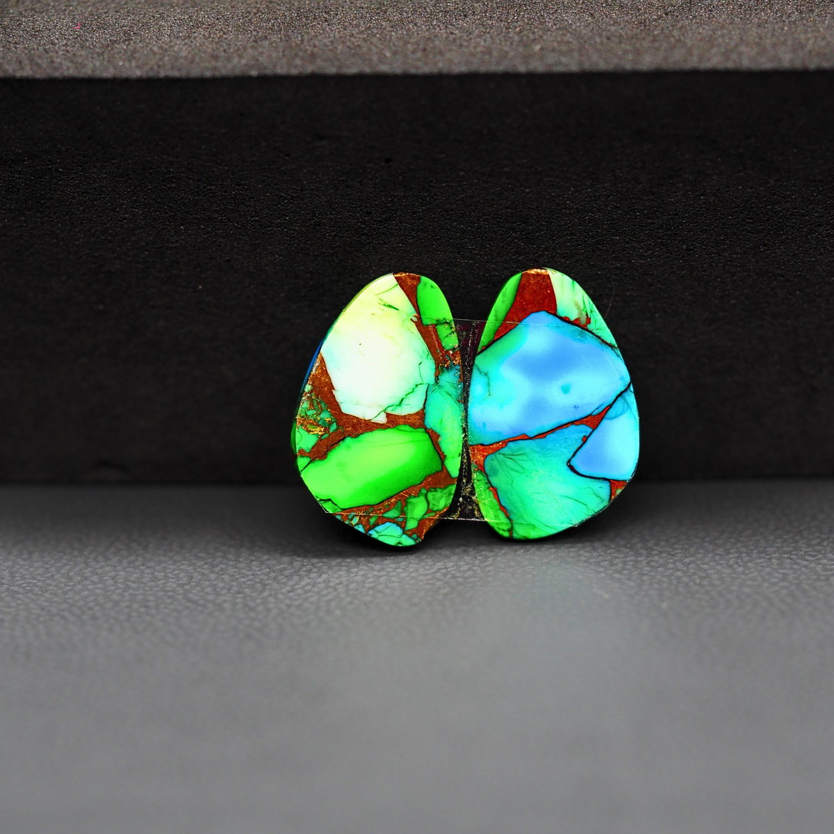 Peacock Dahlia composite pair 13x11x3mm 10.5ct freeform cabochon - photo 3