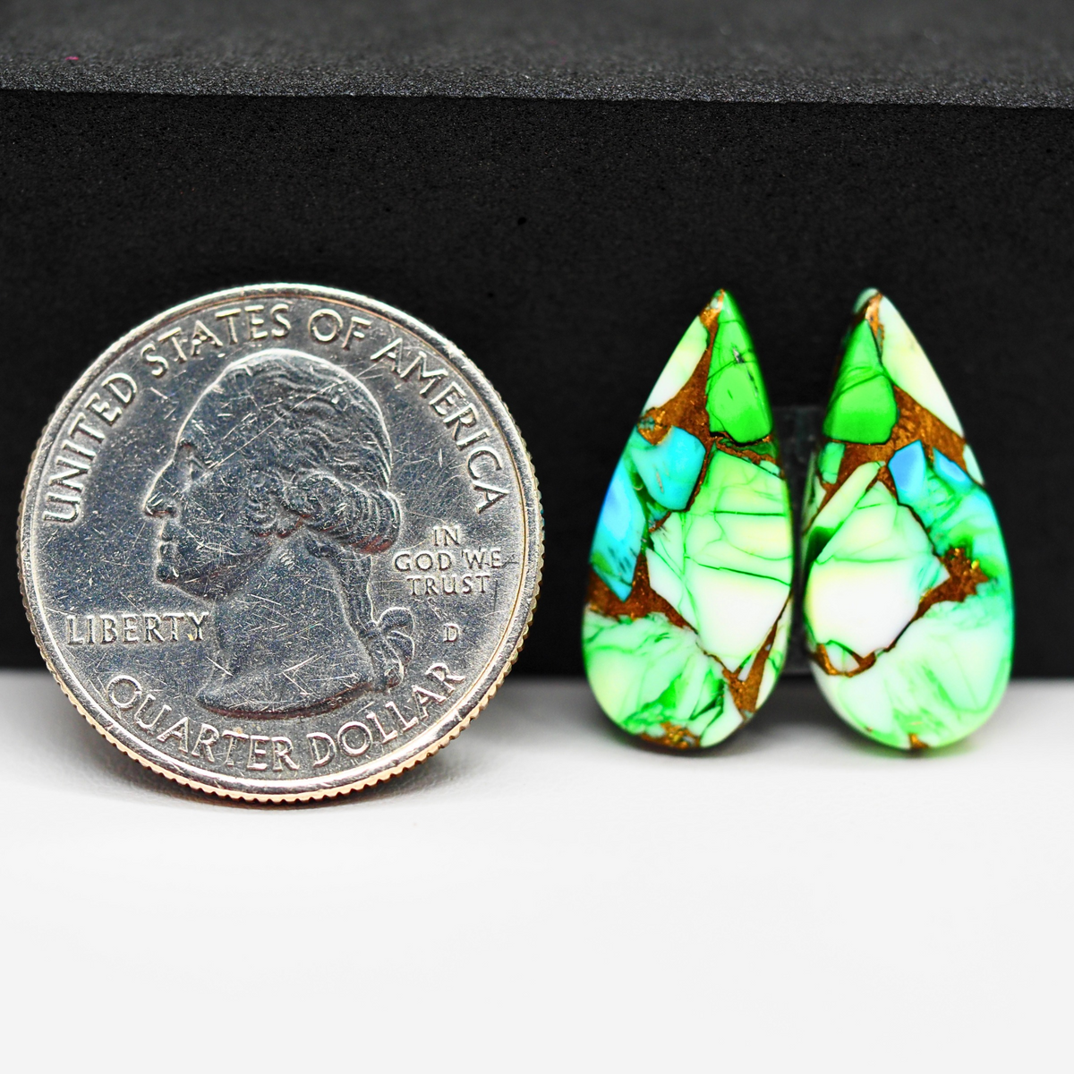 Peacock Dahlia composite pair 21x10x4mm 12.5ct pear cabochon - photo 1