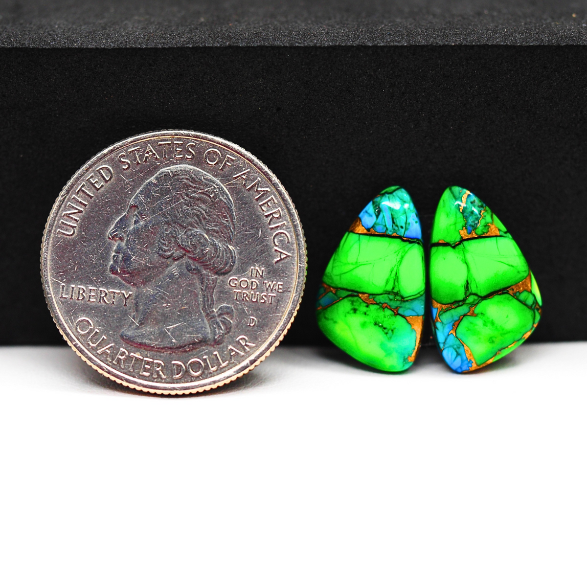 Peacock Dahlia composite pair 16x10x3mm 10ct freeform cabochon - photo 1