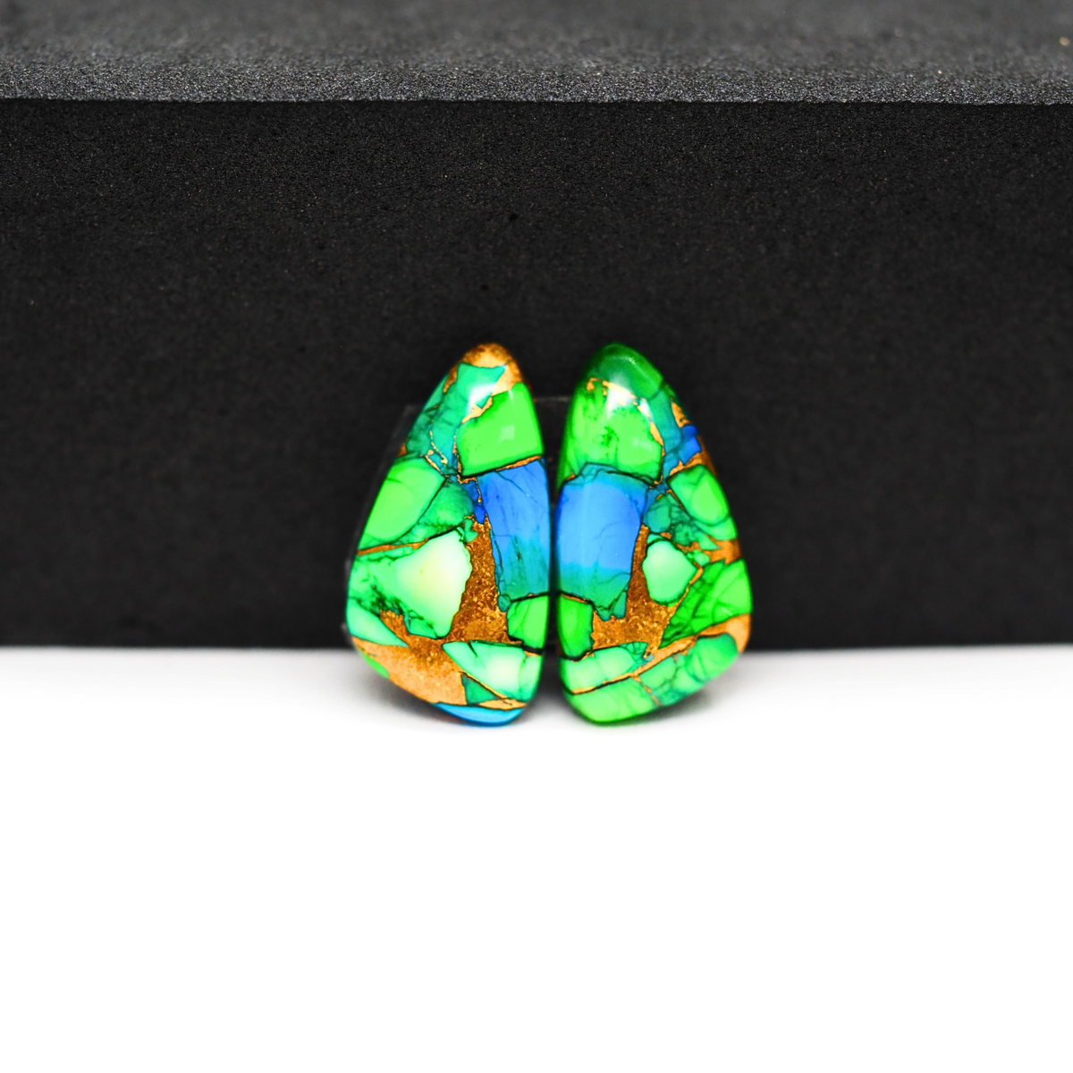 Peacock Dahlia composite pair 17x10x3mm 11ct freeform cabochon - photo 2