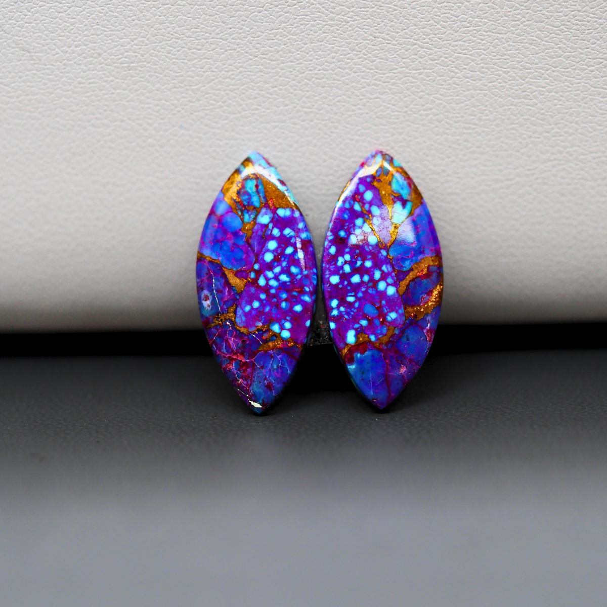 Stabilized Purple Mohave (Mojave) Turquoise marquise cabochon pair 23x10x3mm 20ct - purple with blue Kingman turquoise nuggets - photo 2 - Pedra Gems.