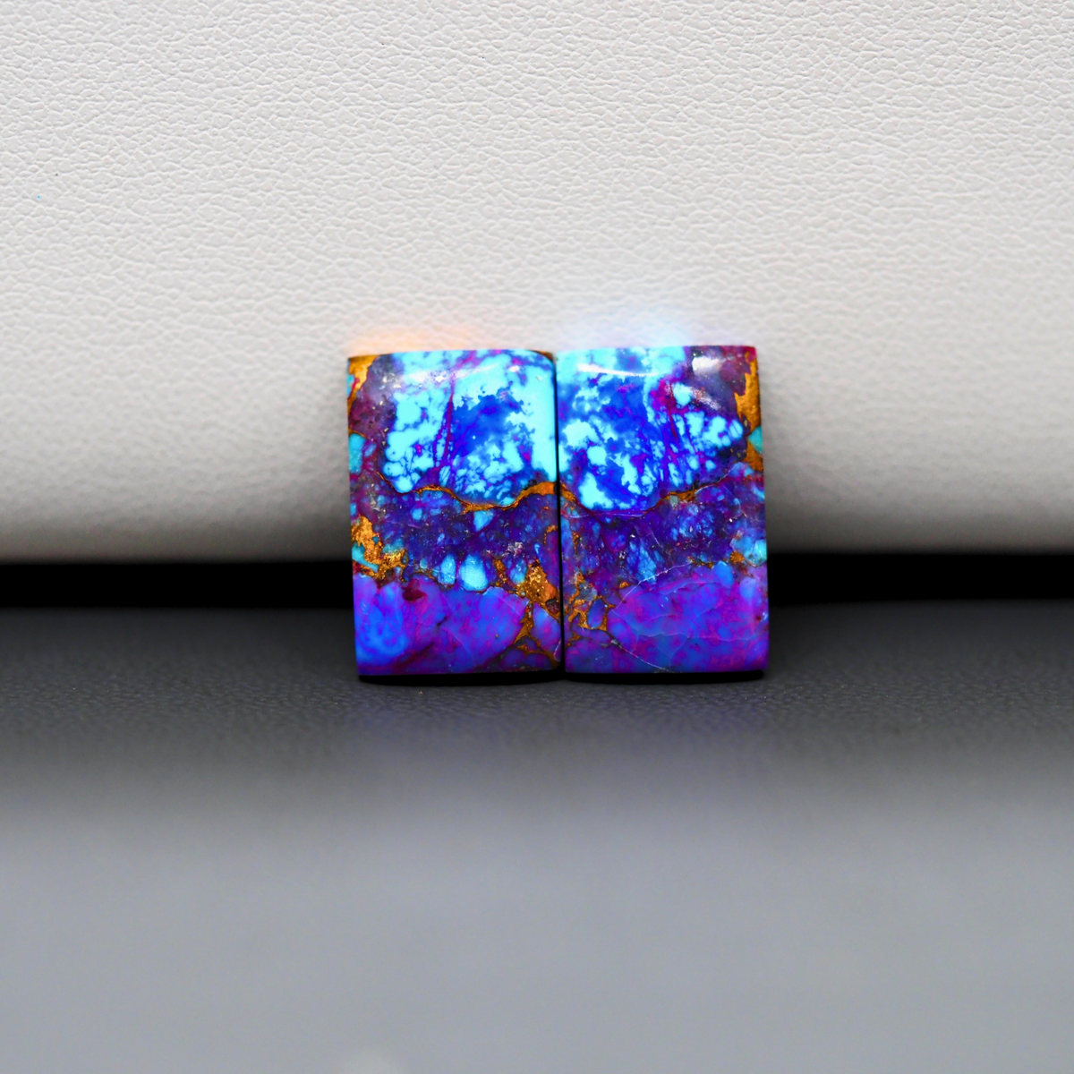 Stabilized Purple Mohave (Mojave) Turquoise rectangle cabochon pair 16x10x4mm 15ct - purple with blue Kingman turquoise nuggets - photo 2 - Pedra Gems.