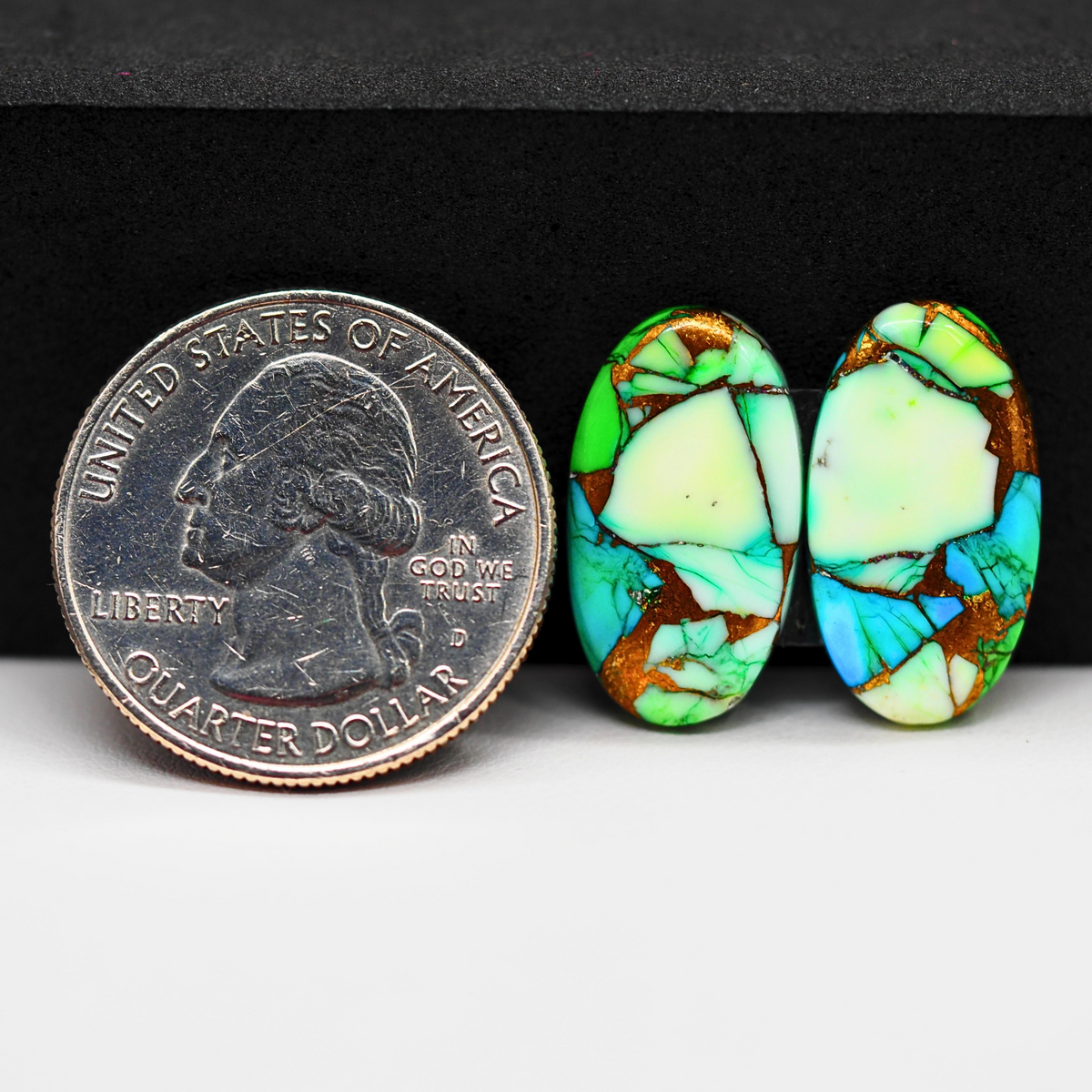 Peacock Dahlia composite pair 20x11x3mm 14.5ct oval cabochon - photo 1