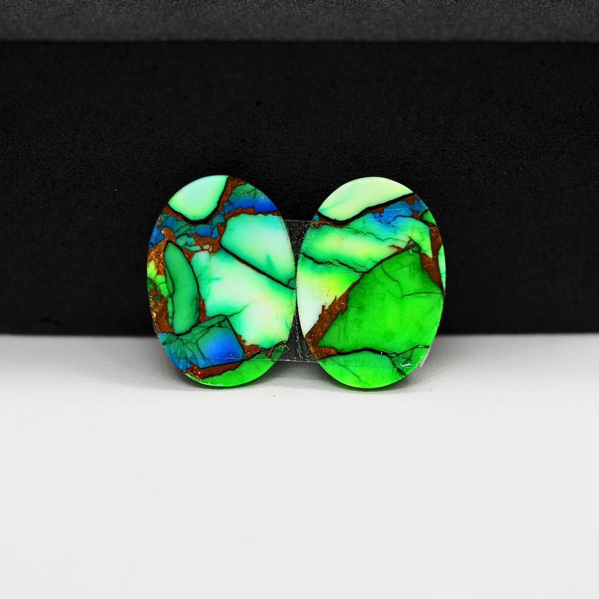 Peacock Dahlia composite pair 18x13x3mm 13.5ct oval cabochon - photo 3
