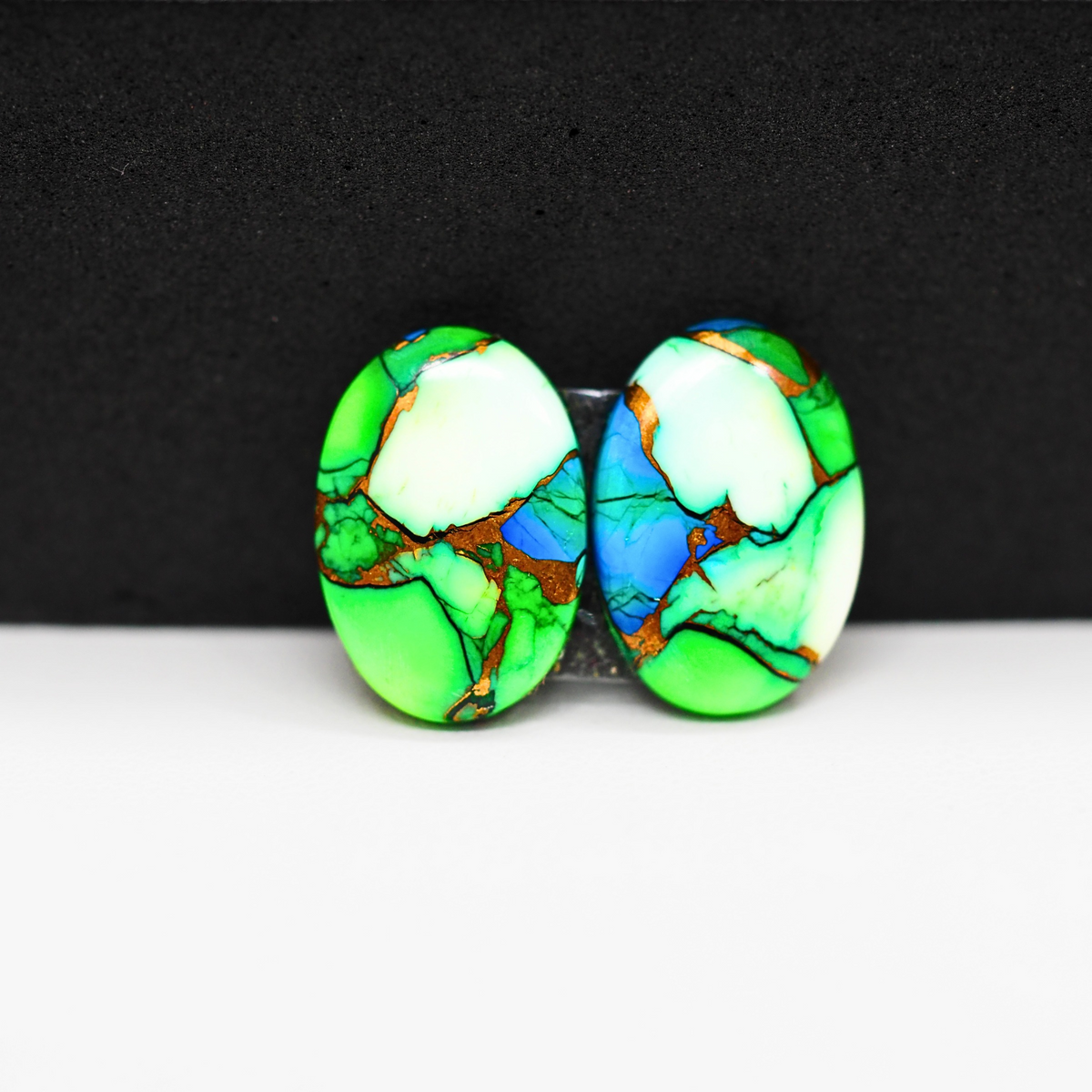 Peacock Dahlia composite pair 15x11x3mm 11.5ct oval cabochon - photo 4