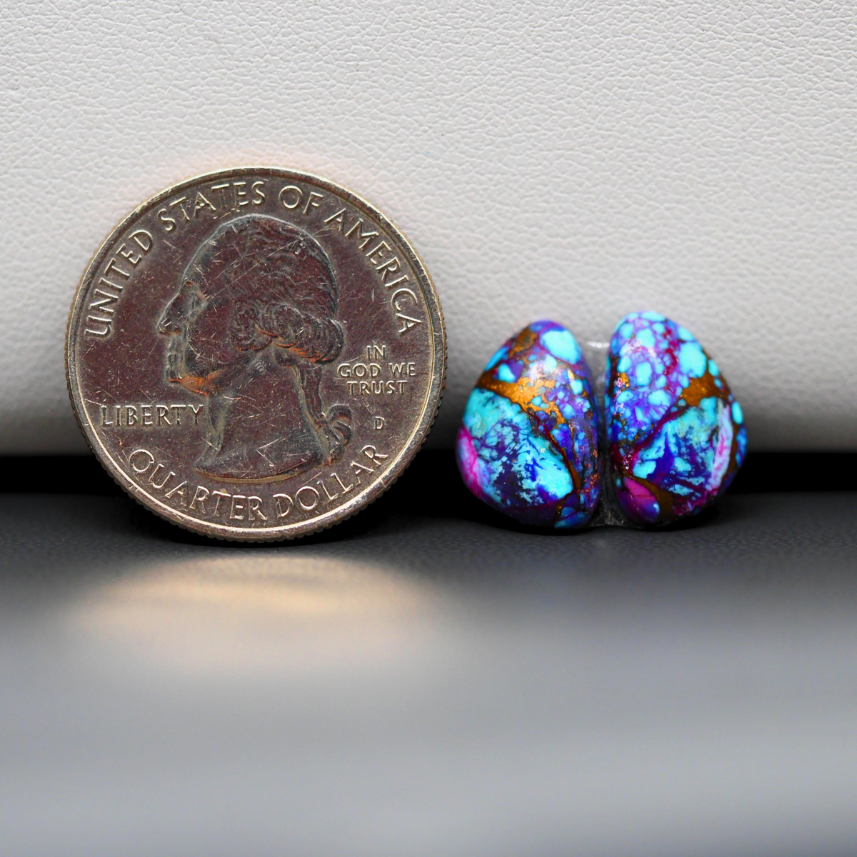 Stabilized Purple Mohave (Mojave) Turquoise freeform cabochon pair 14x10x3mm 7ct - purple with blue Kingman turquoise nuggets - photo 1 - Pedra Gems.