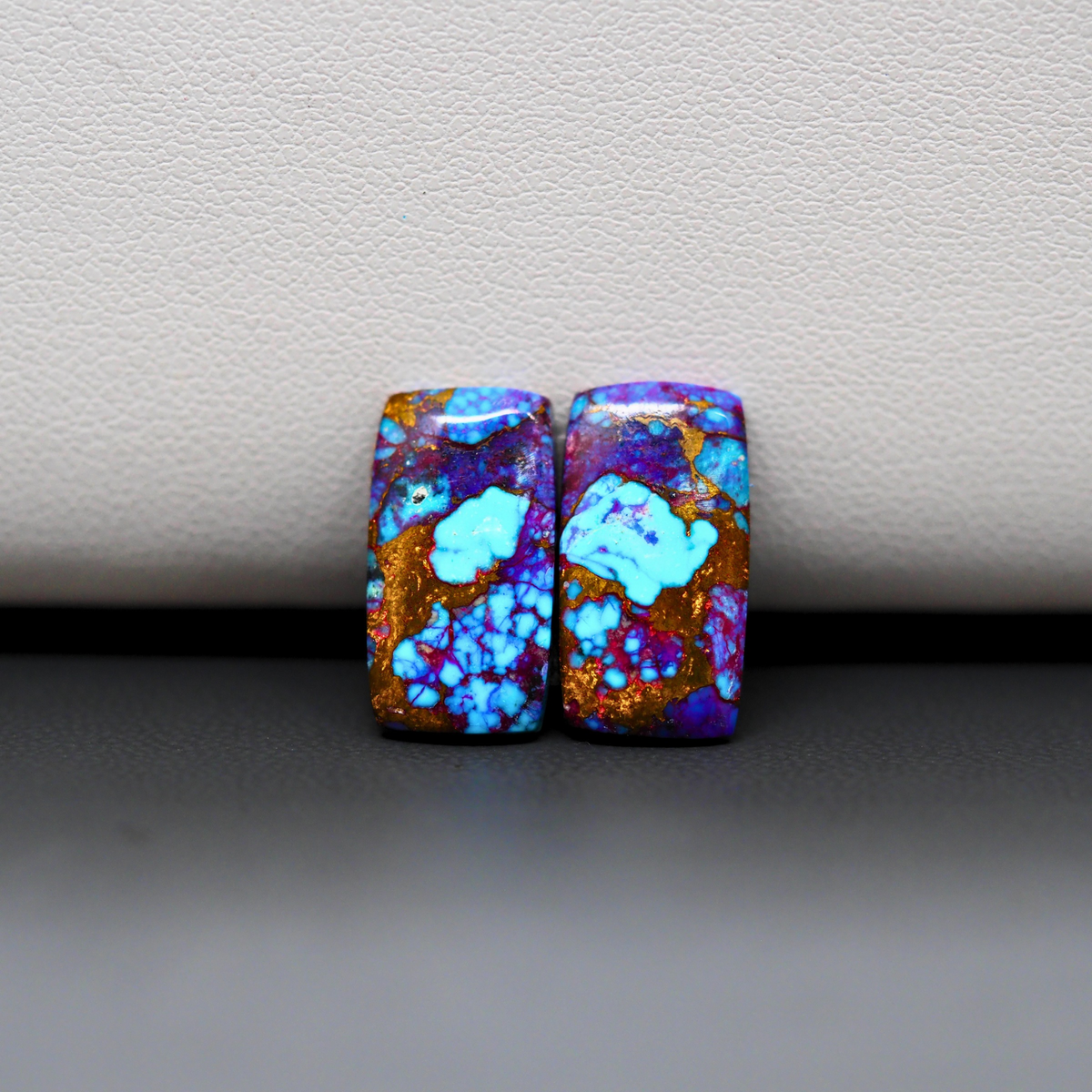 Stabilized Purple Mohave (Mojave) Turquoise rectangle cabochon pair 16x9x3mm 9.5ct - purple with blue Kingman turquoise nuggets - photo 4 - Pedra Gems.