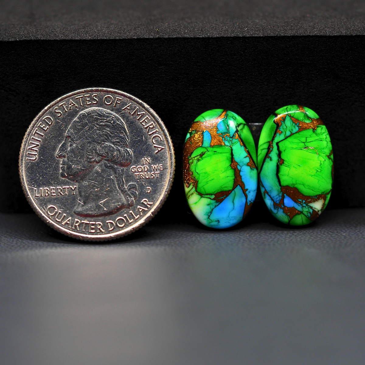 Peacock Dahlia composite pair 19x12x3mm 13.5ct oval cabochon - photo 1