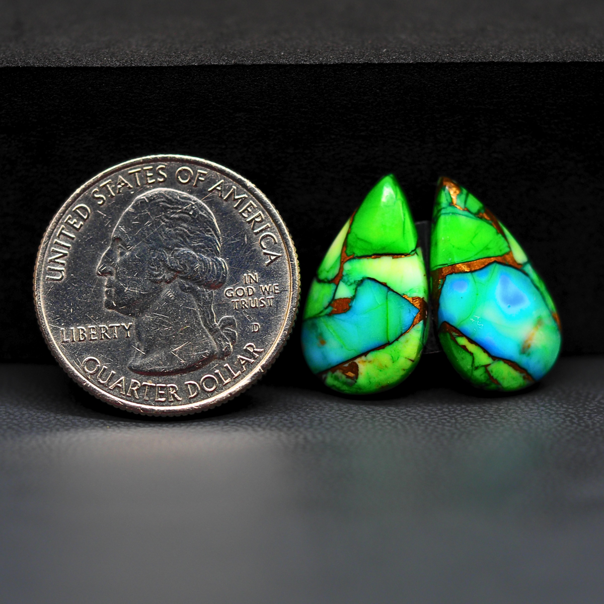 Peacock Dahlia composite pair 20x11x3mm 13.5ct pear cabochon - photo 1