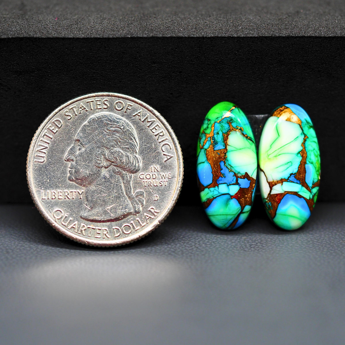 Peacock Dahlia composite pair 19x9x3mm 12ct oval cabochon - photo 1