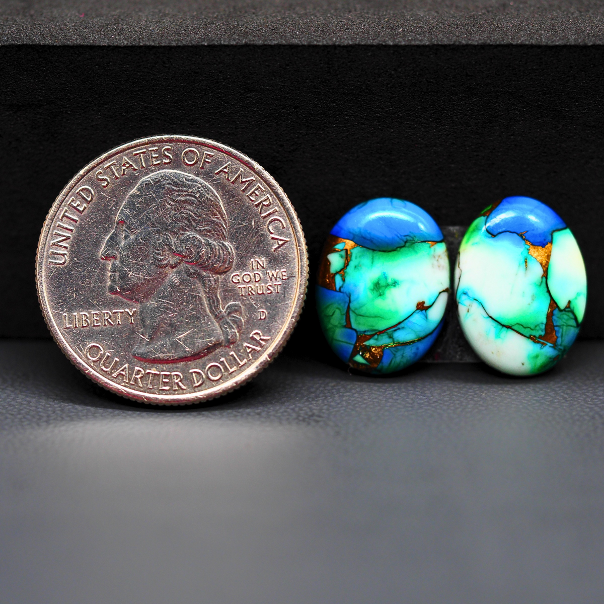 Peacock Dahlia composite pair 16x12x3mm 12ct oval cabochon - photo 1