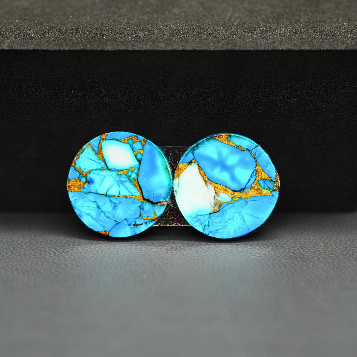 Kingman Ice Blue Dahlia Composite Round Cabochon Pair 16x16x3mm 17.5ct - icy blue and white stone with copper veining - Pedra Gems