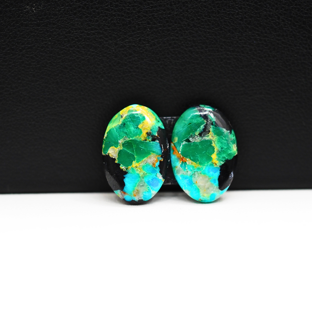 Mohave Buffalo composite pair 17x12x3mm 11ct oval cabochon Kingman - photo 2