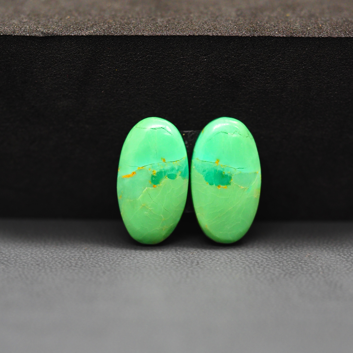 Mohave Mojave turquoise composite pair 17x11x3mm 8.5ct oval cabochon Kingman - photo 2
