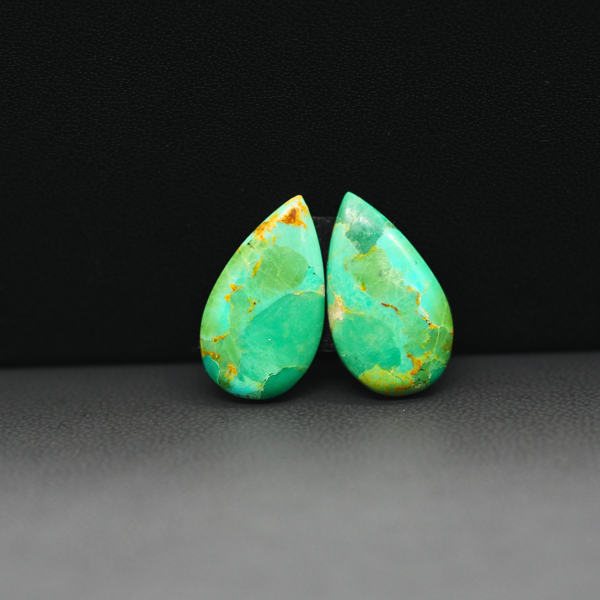 Mohave Mojave turquoise composite pair 18x11x3mm 8.5ct pear cabochon Kingman - photo 2