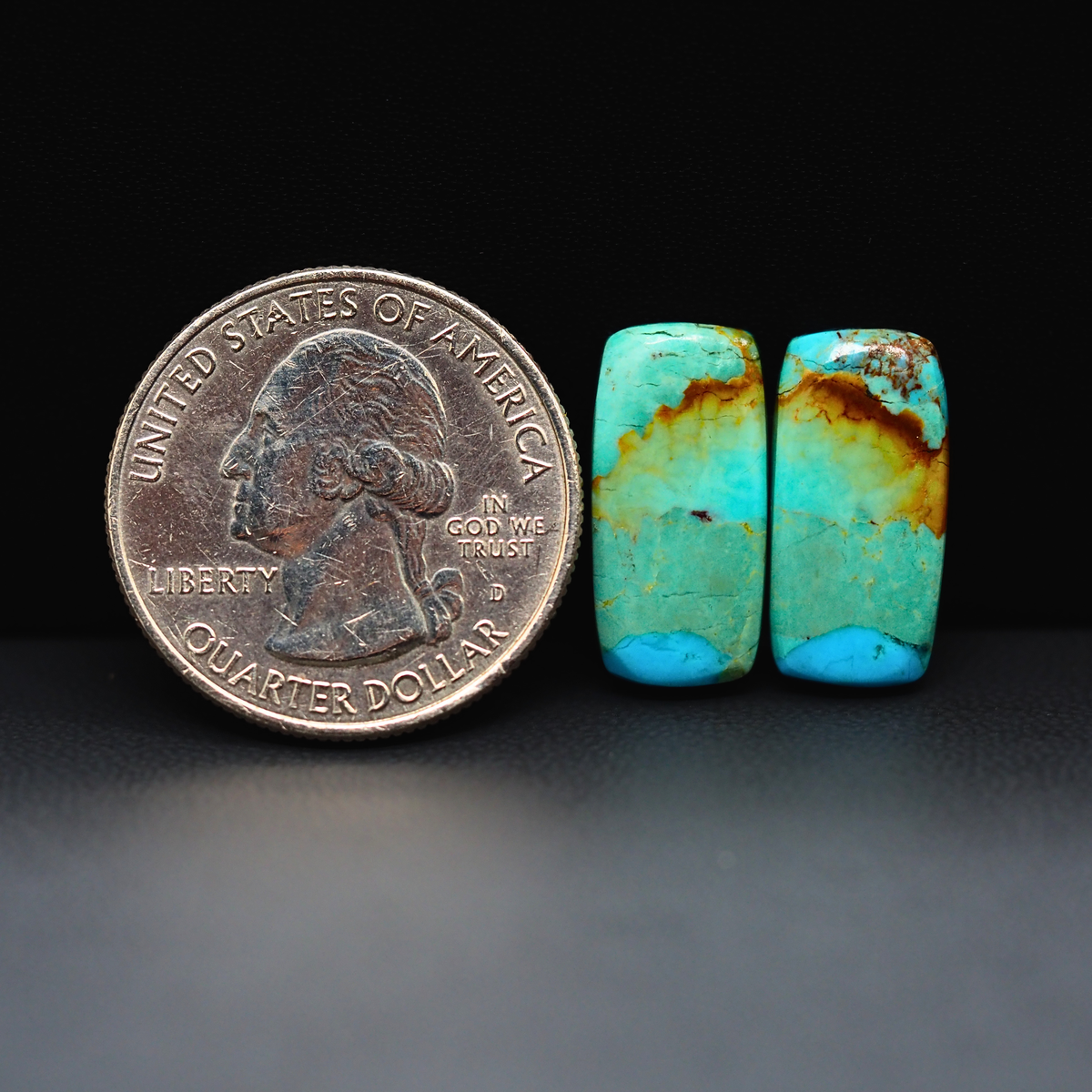 Mohave Mojave turquoise composite pair 18x9x4mm 11ct baguette cabochon Kingman - photo 1