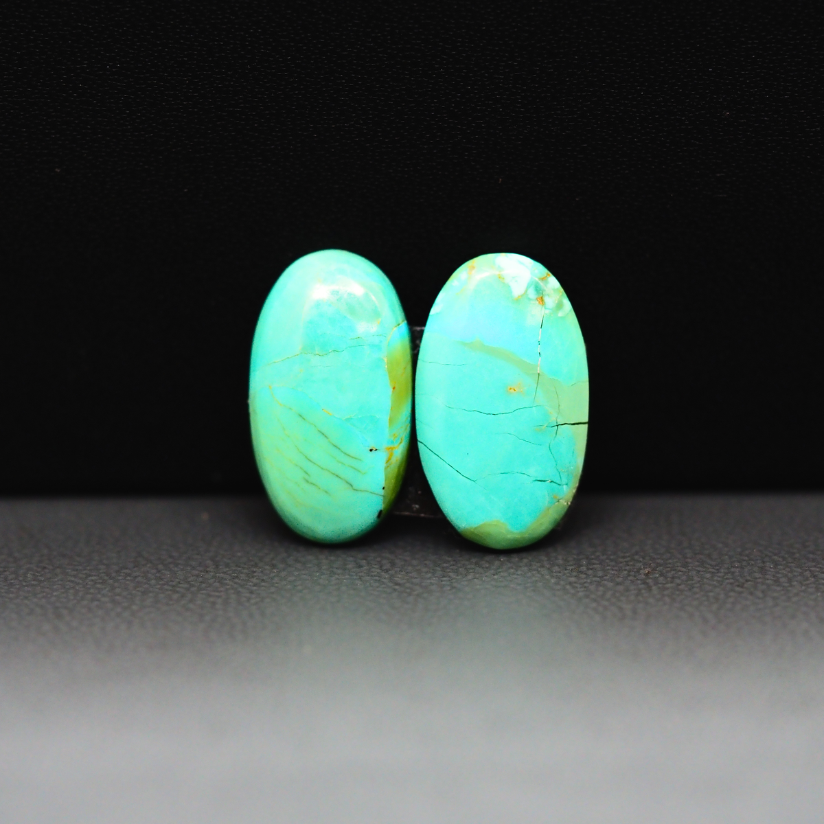 Mohave Mojave turquoise composite pair 18x11x3mm 9ct oval cabochon Kingman - photo 2