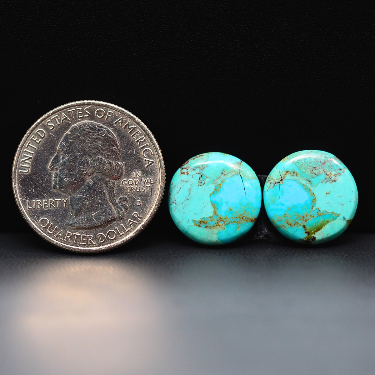 Mohave Mojave turquoise composite pair 15x15x3mm 11ct round cabochon Kingman - photo 1