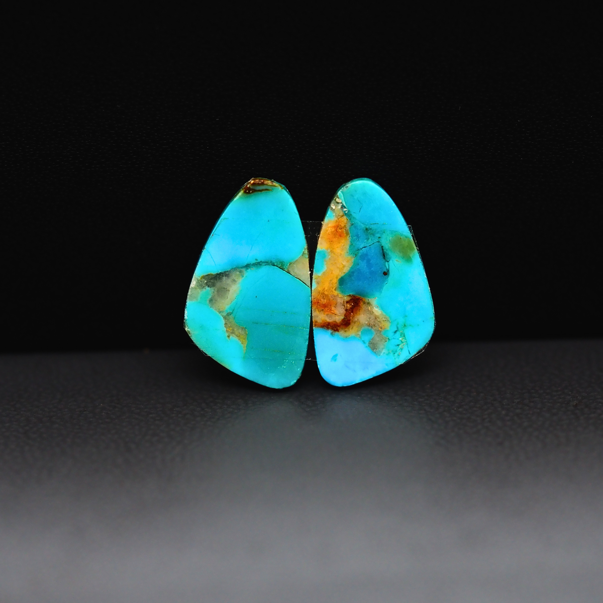 Mohave Mojave turquoise composite pair 15x10x4mm 10ct freeform cabochon Kingman - photo 3