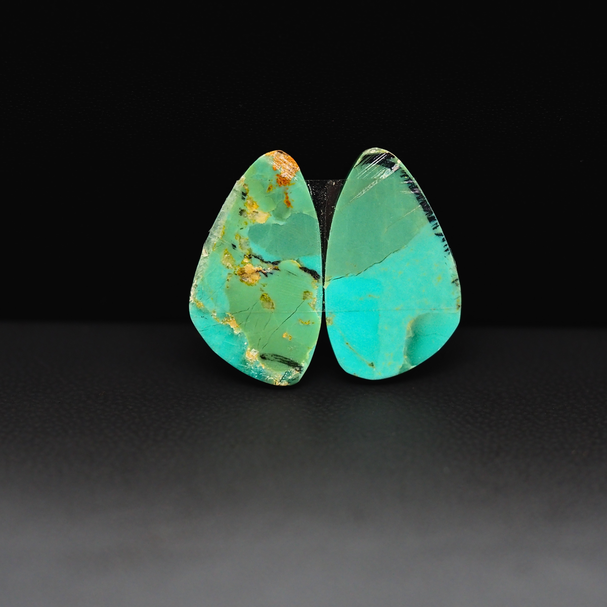 Mohave Mojave turquoise composite pair 20x12x3mm 11.5ct freeform cabochon Kingman - photo 3