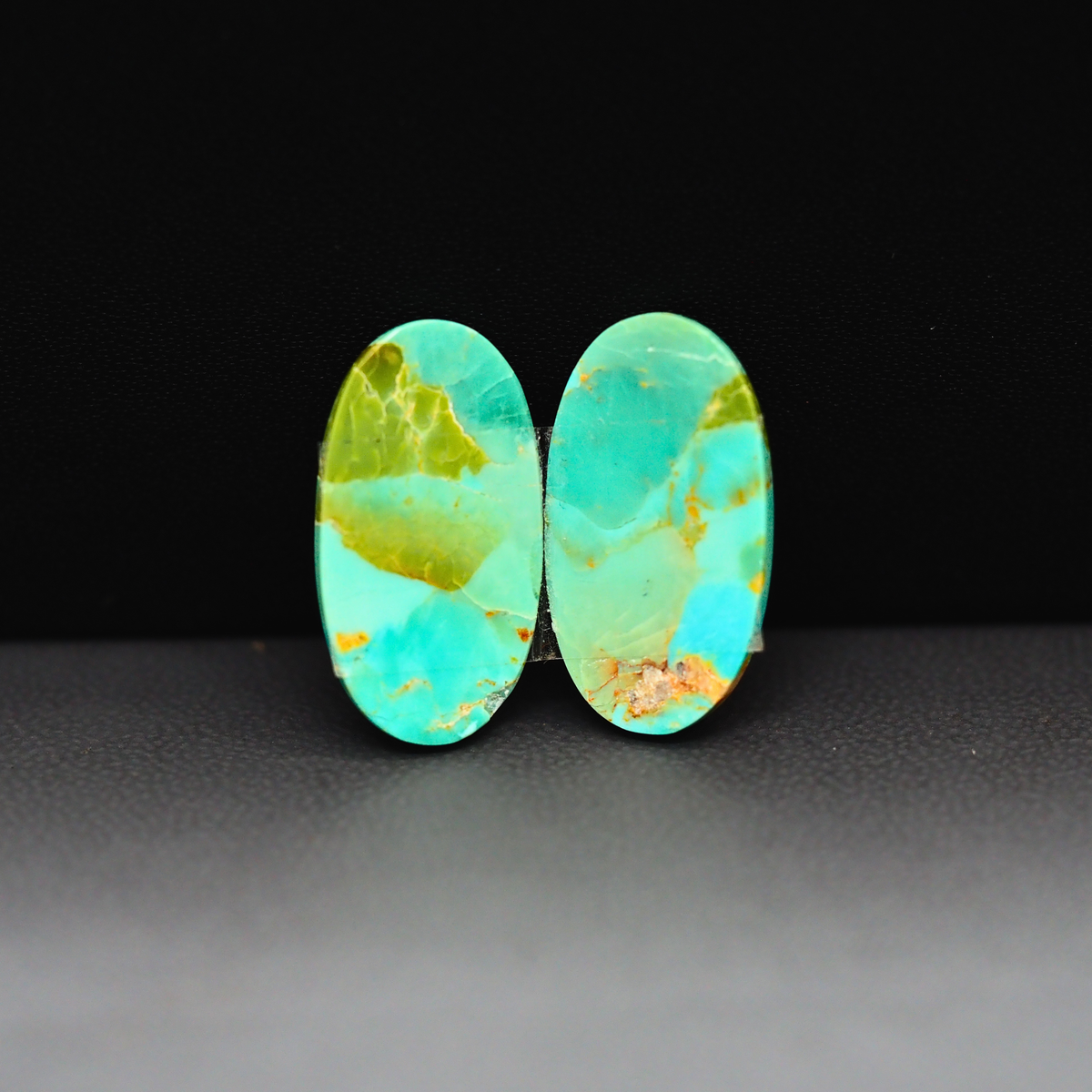 Mohave Mojave turquoise composite pair 21x11x3mm 13ct oval cabochon Kingman - photo 3
