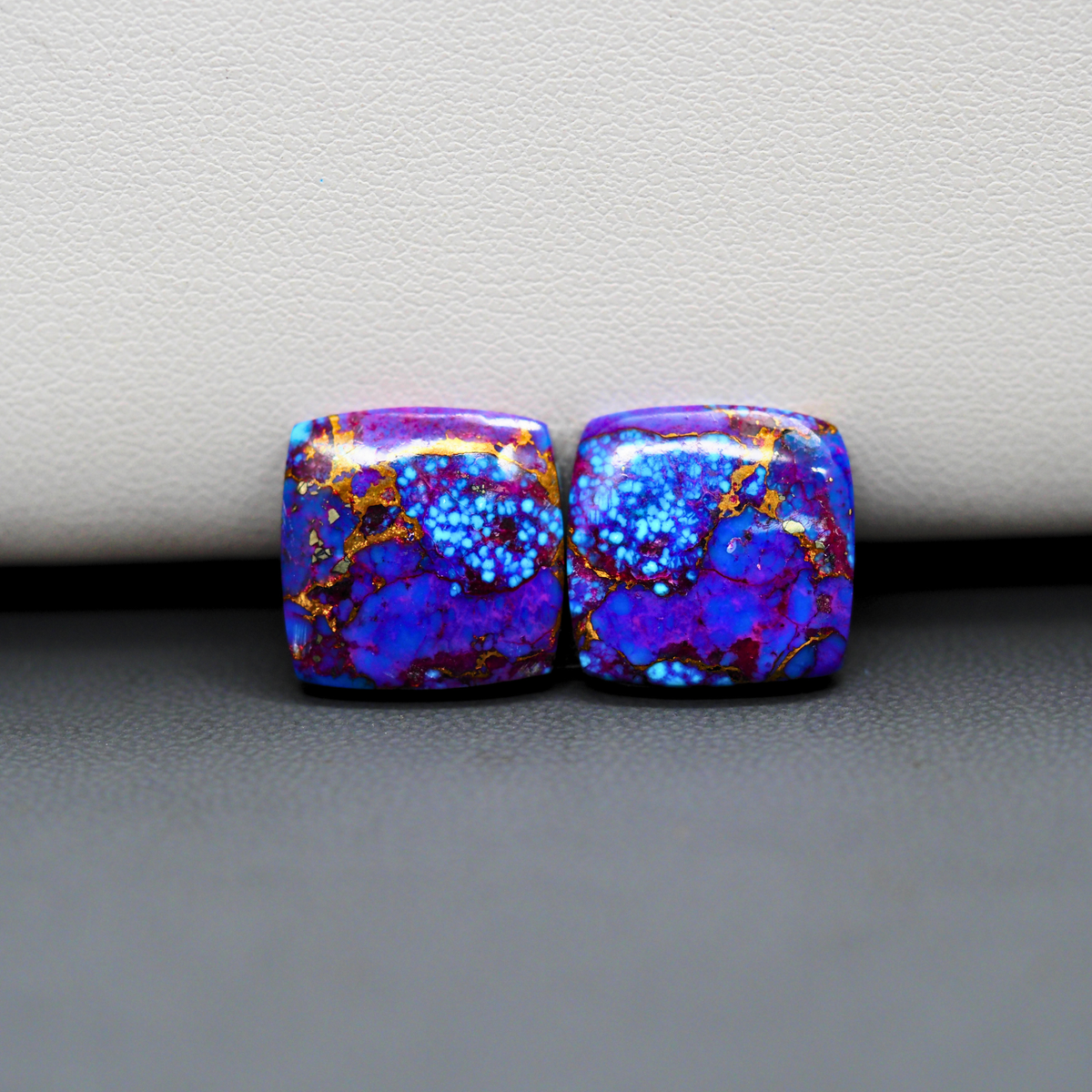 Stabilized Purple Mohave (Mojave) Turquoise cushion cabochon pair 14x15x3mm 14.5ct - purple with blue Kingman turquoise nuggets - photo 4 - Pedra Gems.