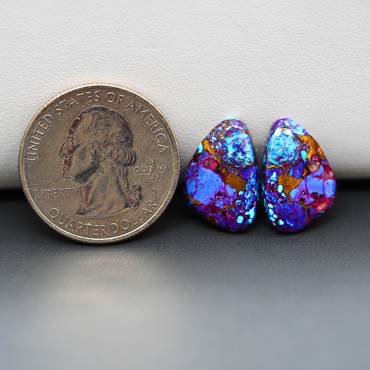 Stabilized Purple Mohave (Mojave) Turquoise freeform cabochon pair 16x11x3mm 12ct - purple with blue Kingman turquoise nuggets - photo 1 - Pedra Gems.