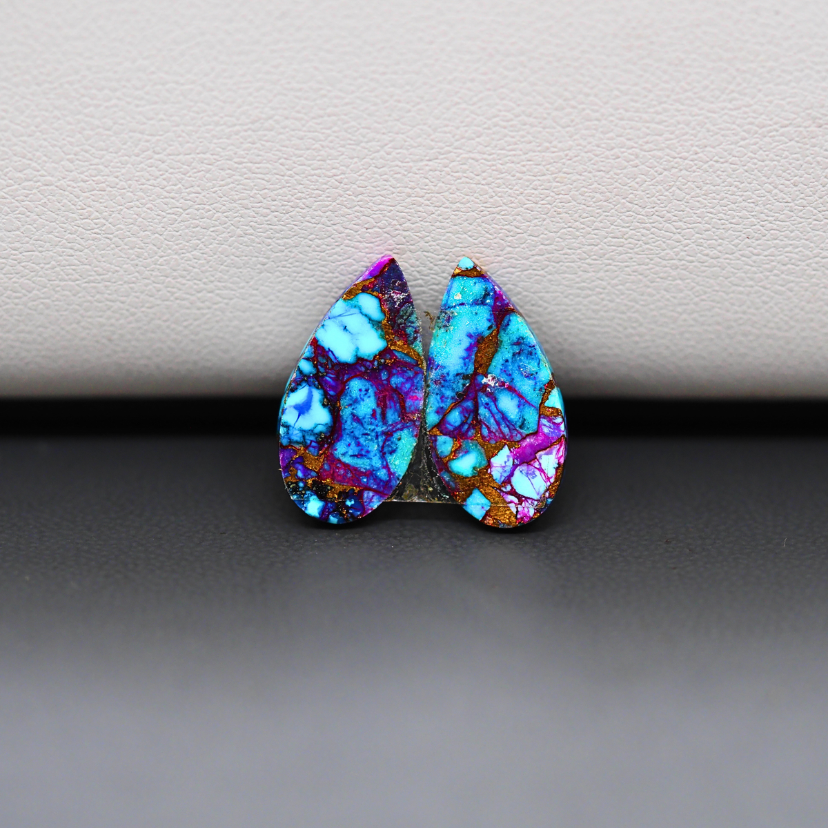 Stabilized Purple Mohave (Mojave) Turquoise pear cabochon pair 17x9x3mm 9ct - purple with blue Kingman turquoise nuggets - photo 3 - Pedra Gems.