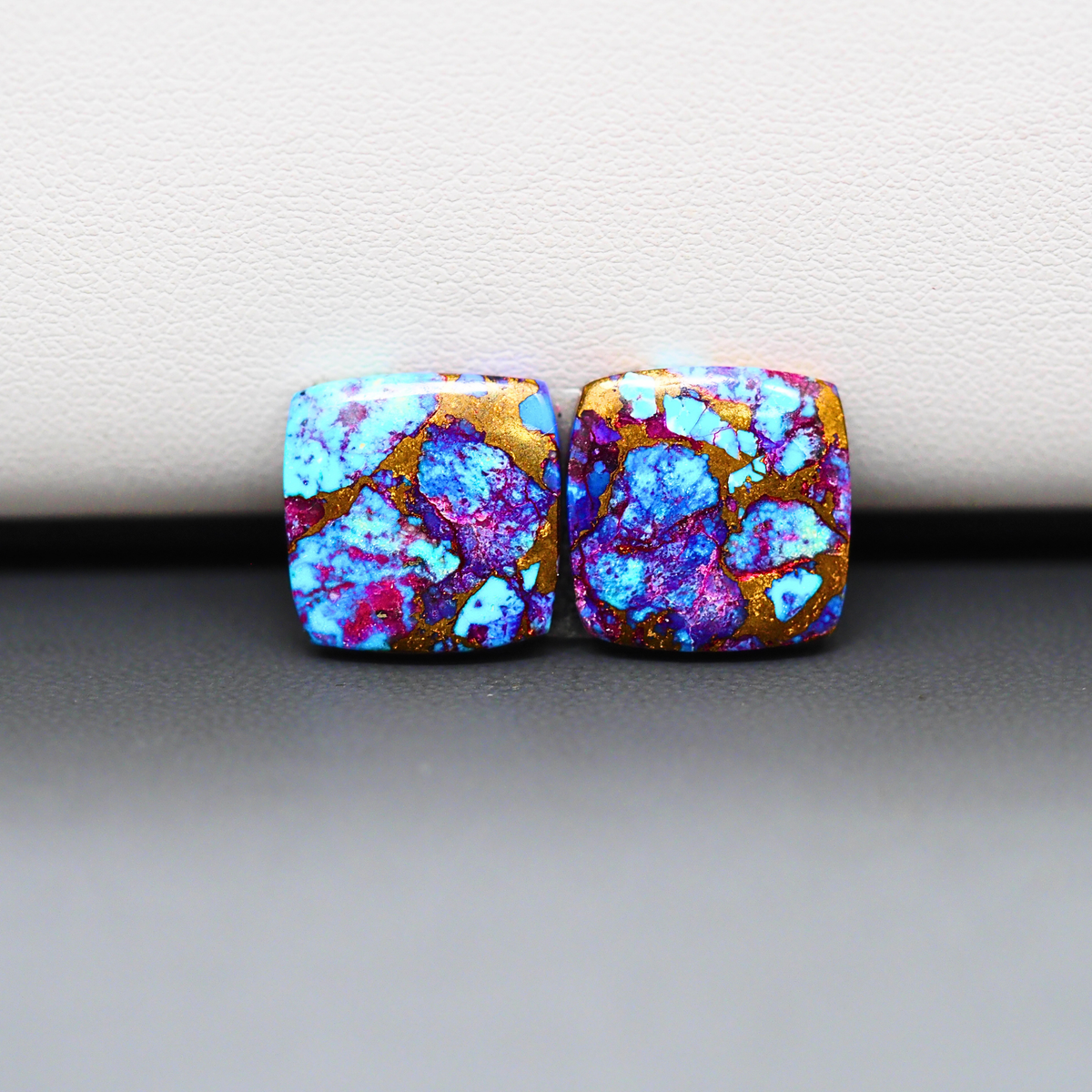Stabilized Purple Mohave (Mojave) Turquoise cushion cabochon pair 14x14x3mm 15ct - purple with blue Kingman turquoise nuggets - photo 4 - Pedra Gems.