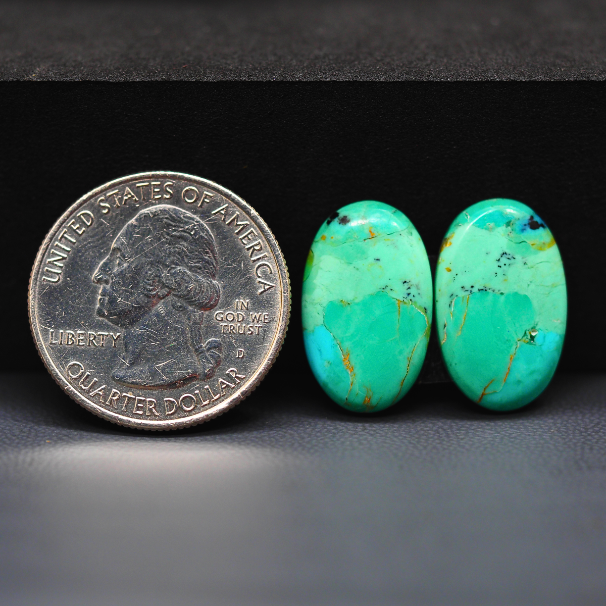 Mohave Mojave turquoise composite pair 19x12x3mm 13ct oval cabochon Kingman - photo 1