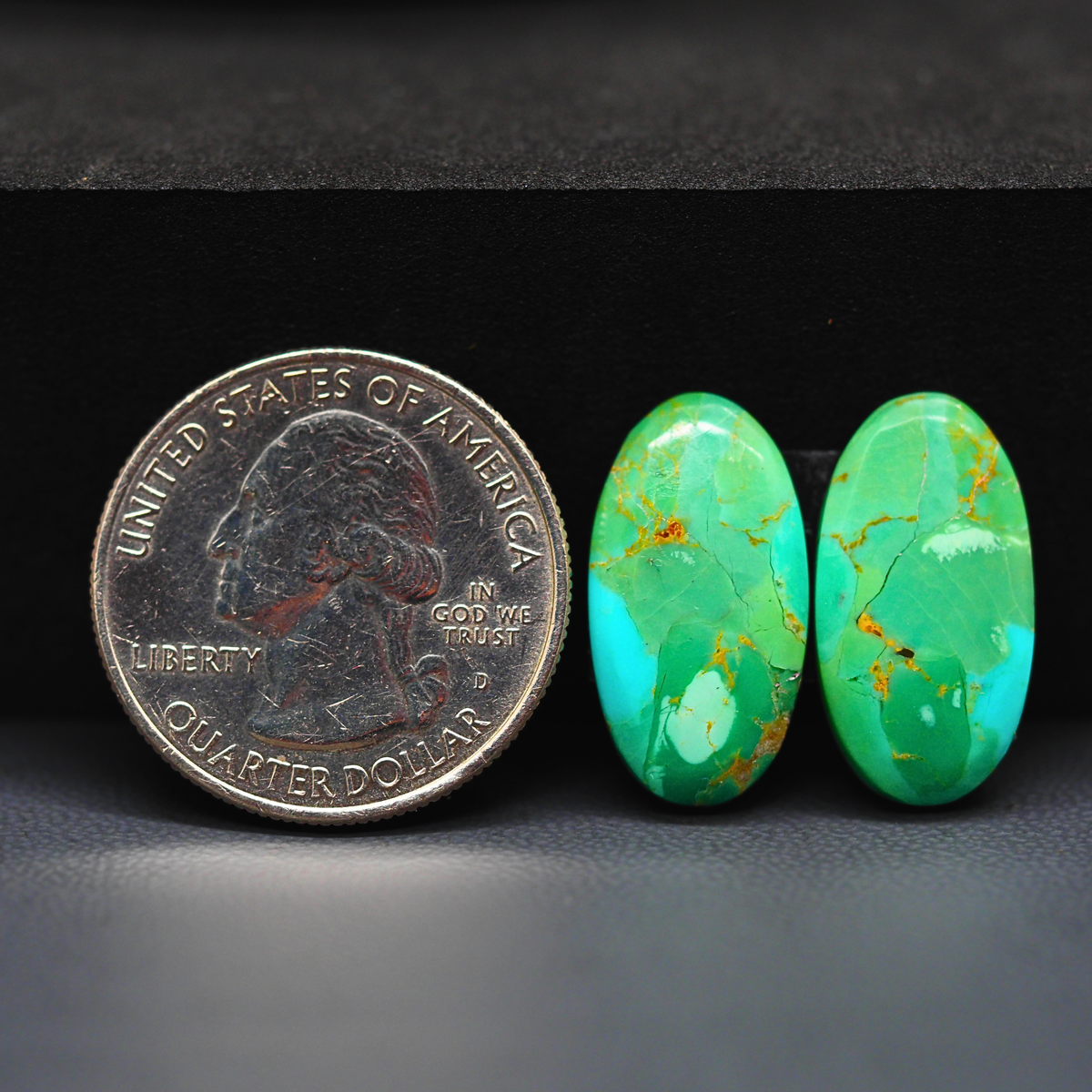 Mohave Mojave turquoise composite pair 21x11x3mm 7.5ct oval cabochon Kingman - photo 1