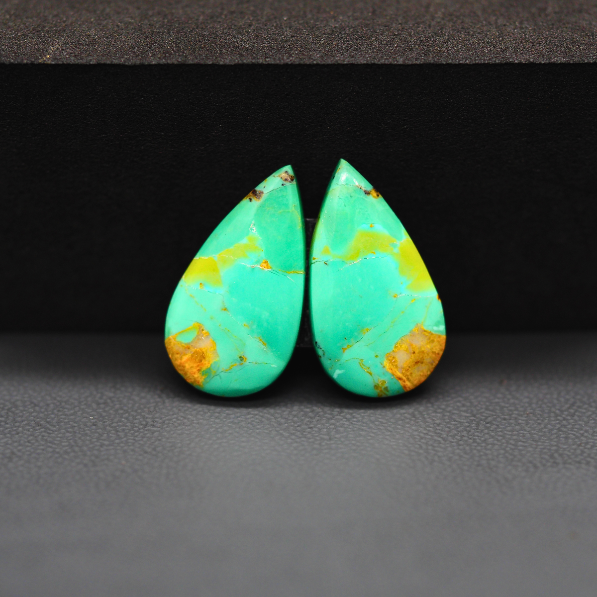 Mohave Mojave turquoise composite pair 22x11x3mm 13.5ct pear cabochon Kingman - photo 2