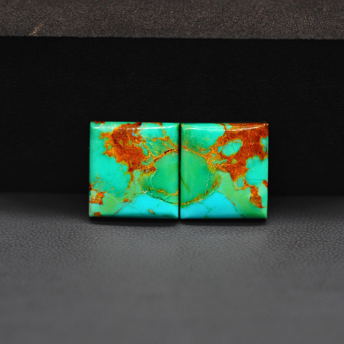 Mohave Mojave turquoise composite pair 20x14x4mm 17ct square cabochon Kingman - photo 2