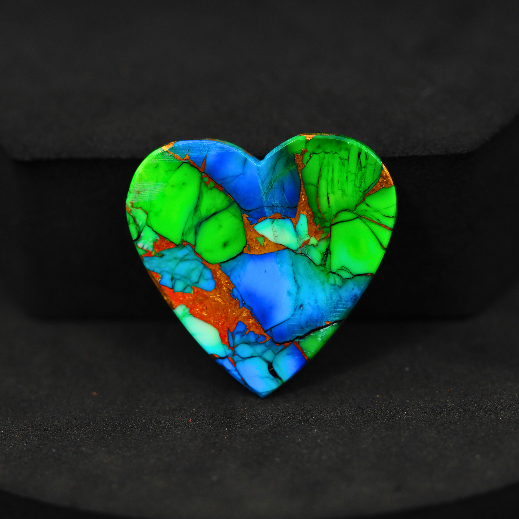 Natural Peacock Dahlia Heart Cabochon 26x26mm 22.5ct - Peacock Blue-Green Composite - Pedra Gems