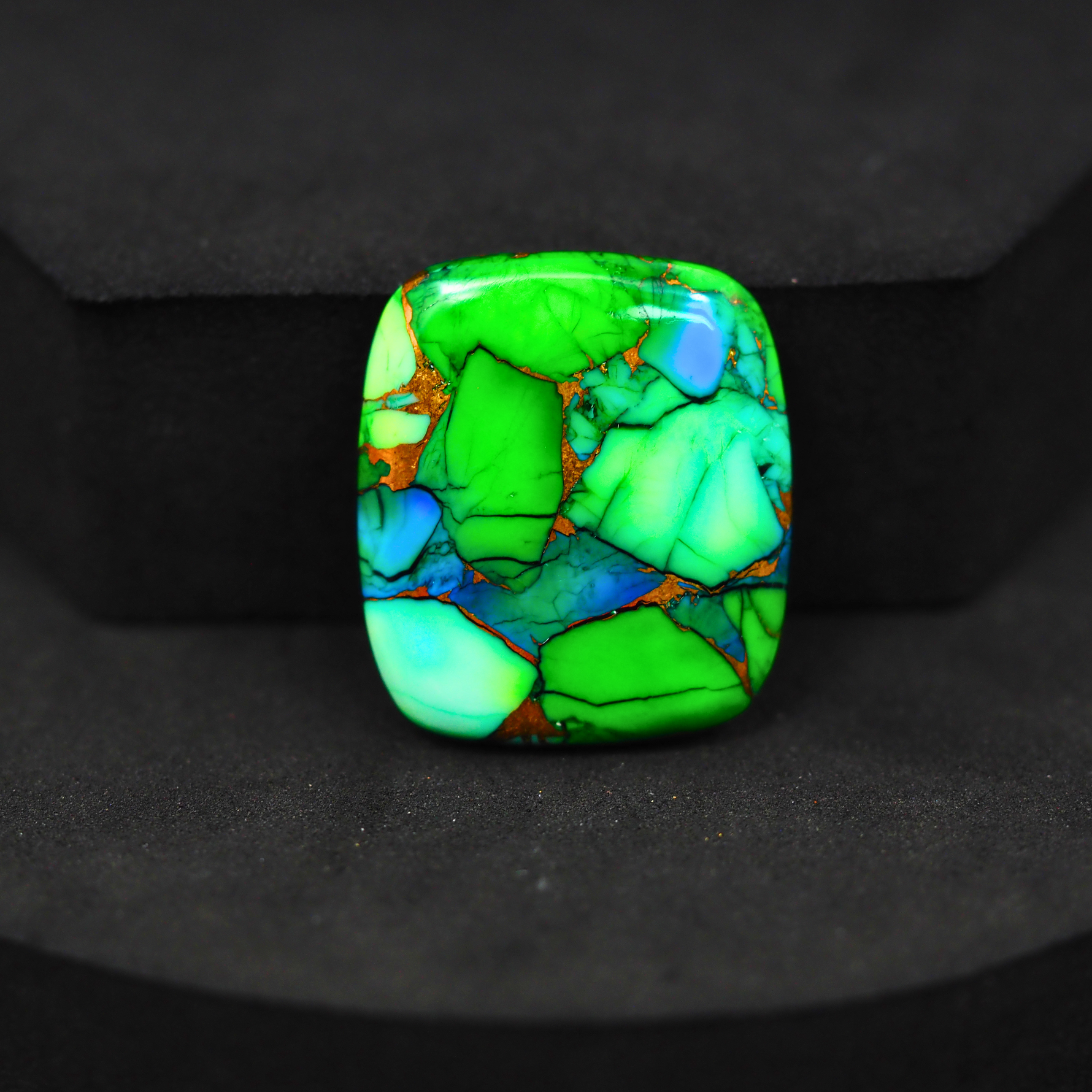 Natural Peacock Dahlia Cushion Cabochon 25x22mm 20.5ct - Peacock Blue-Green Composite - Pedra Gems