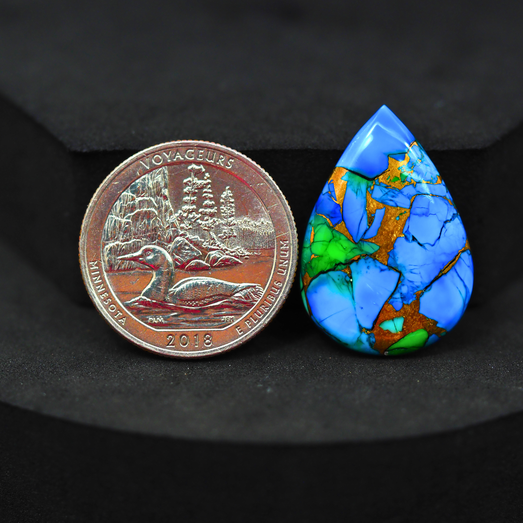 Natural Peacock Dahlia Pear Cabochon 27x19mm 16ct - Peacock Blue-Green Composite - Pedra Gems