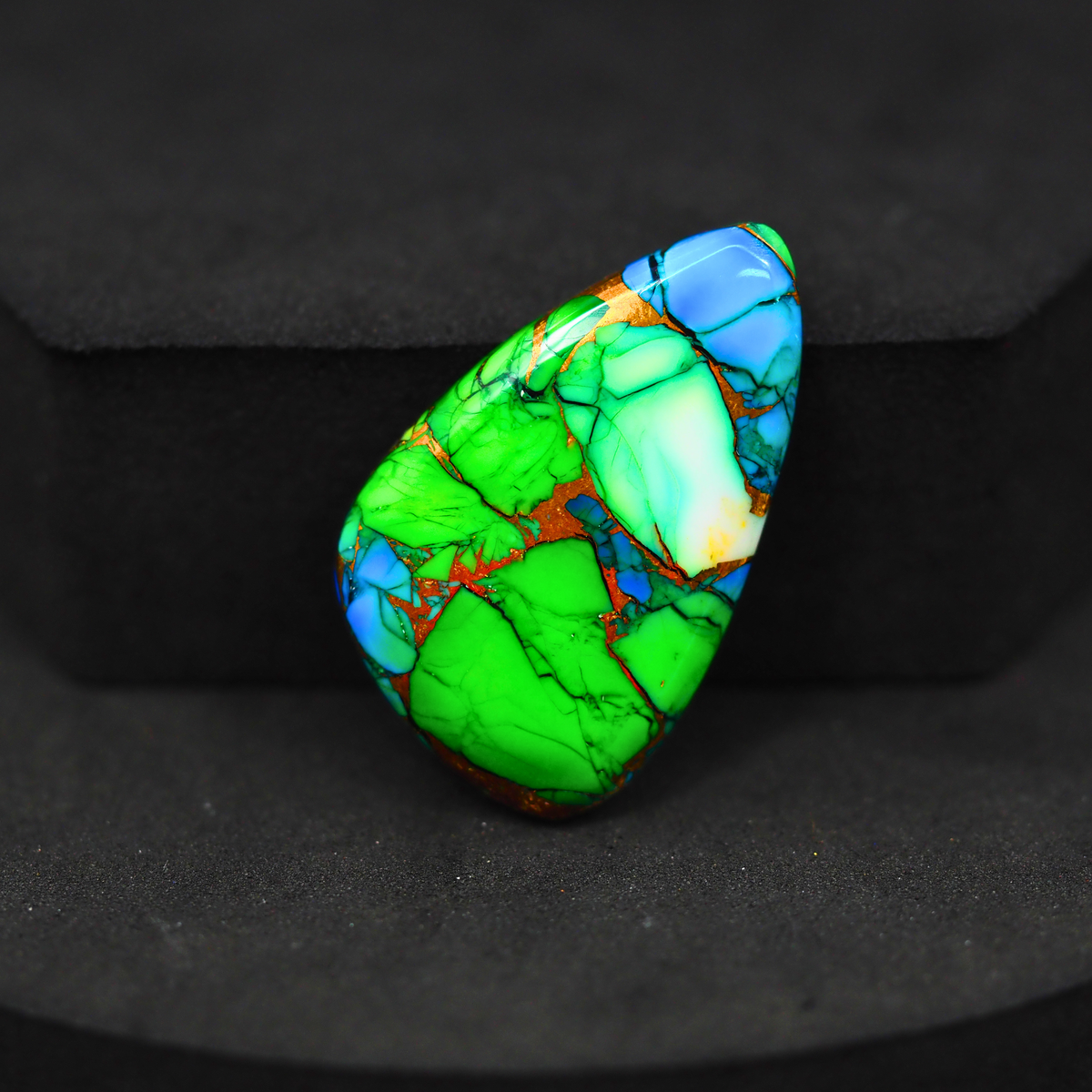 Natural Peacock Dahlia Freeform Cabochon 30x18mm 17.5ct - Peacock Blue-Green Composite - Pedra Gems
