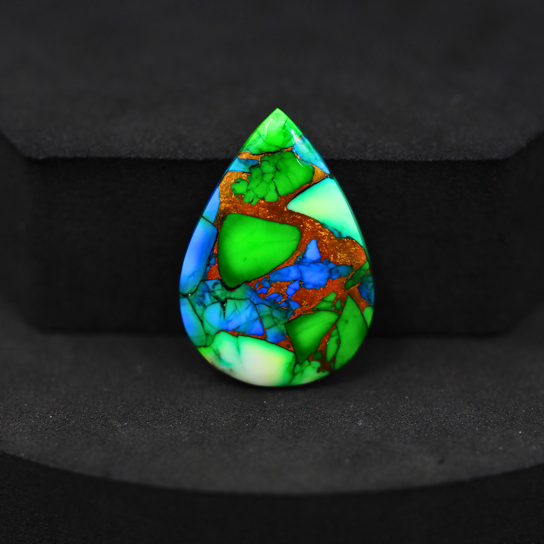 Natural Peacock Dahlia Pear Cabochon 26x18mm 16ct - Peacock Blue-Green Composite - Pedra Gems